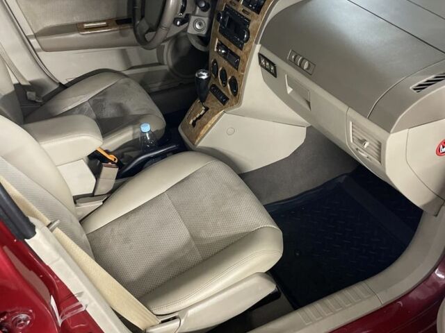 Красный Додж Калибер, объемом двигателя 2 л и пробегом 250 тыс. км за 4999 $, фото 4 на Automoto.ua