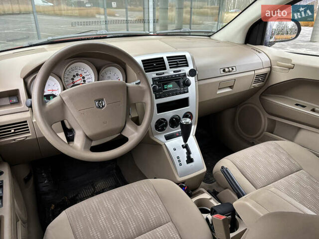 Червоний Додж Caliber, об'ємом двигуна 2 л та пробігом 257 тис. км за 5750 $, фото 13 на Automoto.ua