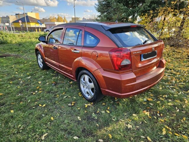 Красный Додж Калибер, объемом двигателя 2 л и пробегом 350 тыс. км за 2600 $, фото 3 на Automoto.ua