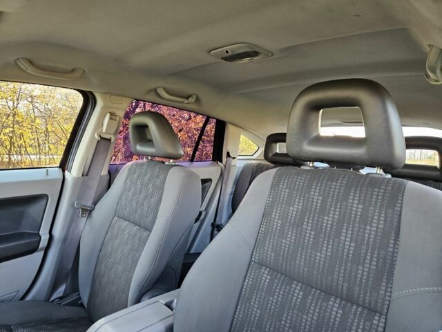 Красный Додж Калибер, объемом двигателя 2 л и пробегом 350 тыс. км за 2600 $, фото 14 на Automoto.ua