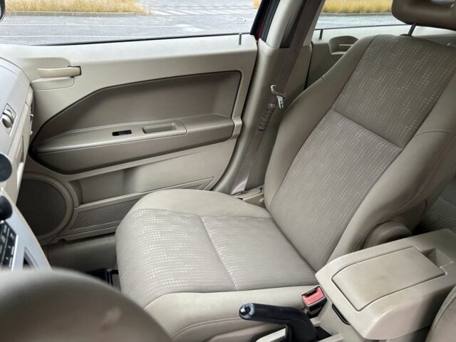 Красный Додж Калибер, объемом двигателя 2 л и пробегом 257 тыс. км за 5750 $, фото 17 на Automoto.ua