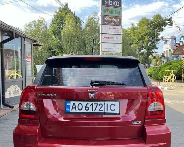 Красный Додж Калибер, объемом двигателя 1.97 л и пробегом 239 тыс. км за 6500 $, фото 6 на Automoto.ua