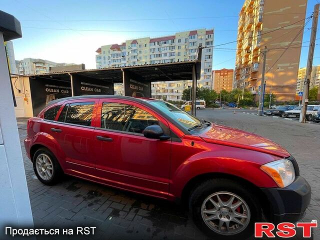 Красный Додж Калибер, объемом двигателя 2 л и пробегом 325 тыс. км за 5630 $, фото 8 на Automoto.ua