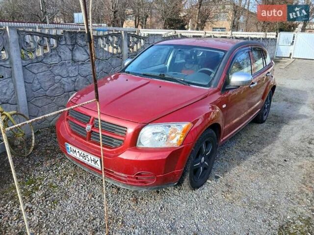 Красный Додж Калибер, объемом двигателя 1.97 л и пробегом 278 тыс. км за 5100 $, фото 3 на Automoto.ua