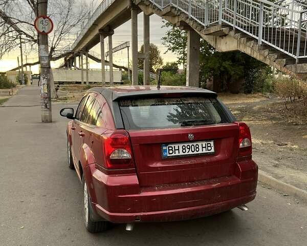 Красный Додж Калибер, объемом двигателя 2 л и пробегом 250 тыс. км за 5000 $, фото 8 на Automoto.ua