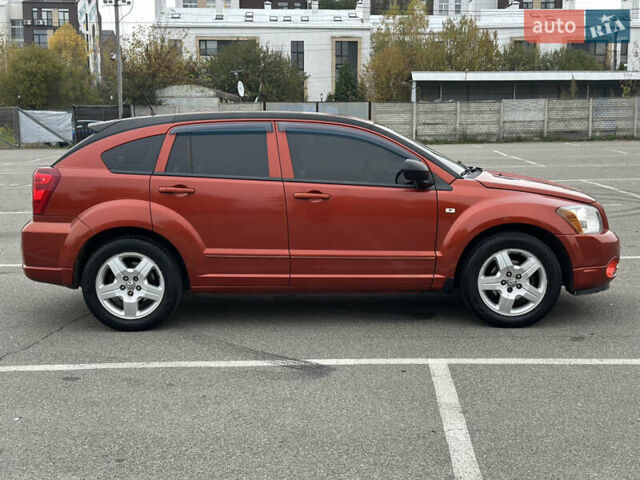 Червоний Додж Caliber, об'ємом двигуна 2 л та пробігом 204 тис. км за 5750 $, фото 3 на Automoto.ua