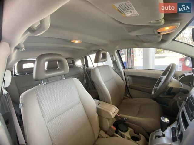 Красный Додж Калибер, объемом двигателя 2 л и пробегом 206 тыс. км за 6900 $, фото 18 на Automoto.ua