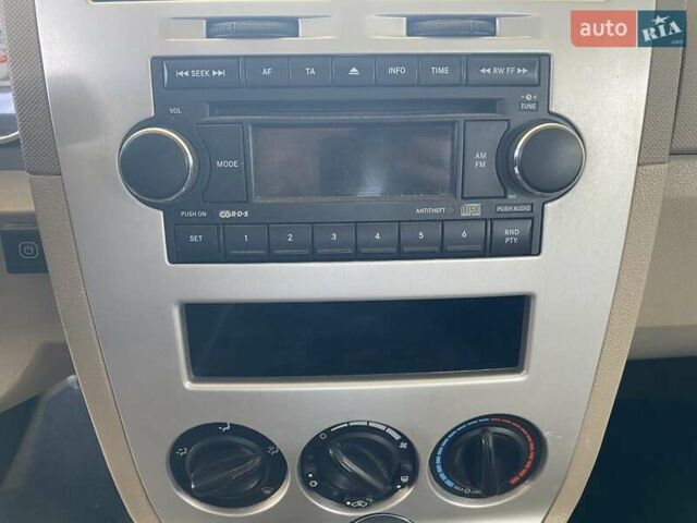 Красный Додж Калибер, объемом двигателя 2 л и пробегом 206 тыс. км за 6900 $, фото 21 на Automoto.ua