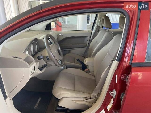 Красный Додж Калибер, объемом двигателя 2 л и пробегом 206 тыс. км за 6900 $, фото 13 на Automoto.ua