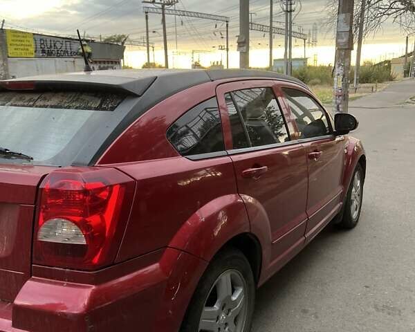 Красный Додж Калибер, объемом двигателя 2 л и пробегом 250 тыс. км за 5000 $, фото 3 на Automoto.ua