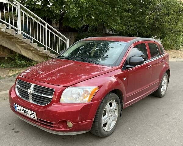 Красный Додж Калибер, объемом двигателя 2 л и пробегом 250 тыс. км за 5000 $, фото 1 на Automoto.ua