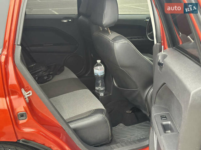 Червоний Додж Caliber, об'ємом двигуна 2 л та пробігом 204 тис. км за 5750 $, фото 10 на Automoto.ua
