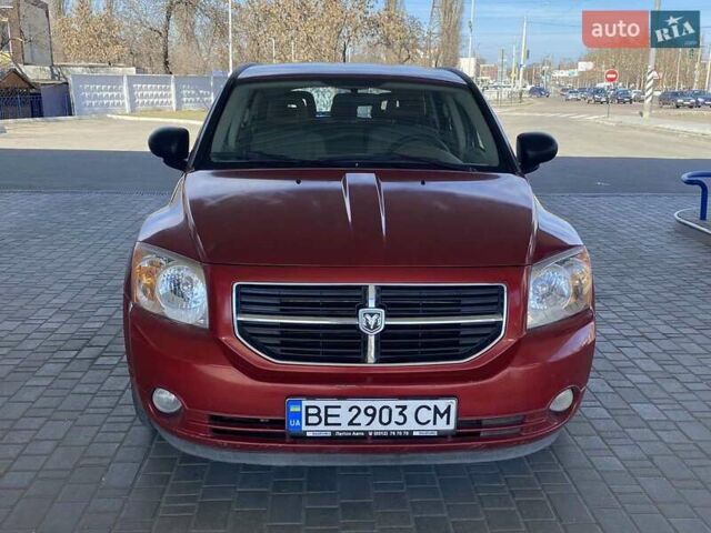 Красный Додж Калибер, объемом двигателя 2 л и пробегом 206 тыс. км за 6900 $, фото 2 на Automoto.ua