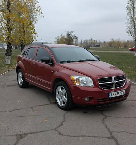Красный Додж Калибер, объемом двигателя 2 л и пробегом 205 тыс. км за 7800 $, фото 3 на Automoto.ua
