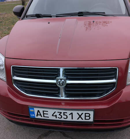 Красный Додж Калибер, объемом двигателя 2 л и пробегом 205 тыс. км за 7800 $, фото 8 на Automoto.ua