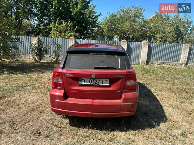 Красный Додж Калибер, объемом двигателя 2 л и пробегом 219 тыс. км за 7300 $, фото 6 на Automoto.ua