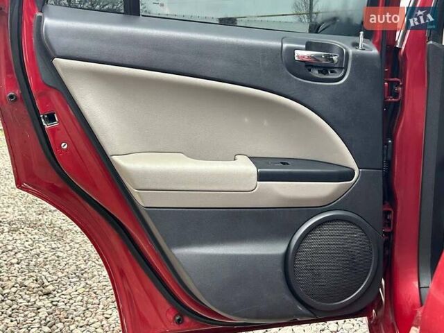 Красный Додж Калибер, объемом двигателя 2 л и пробегом 219 тыс. км за 7400 $, фото 25 на Automoto.ua