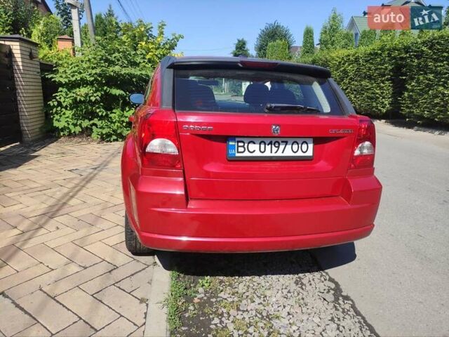 Красный Додж Калибер, объемом двигателя 2 л и пробегом 212 тыс. км за 9200 $, фото 3 на Automoto.ua