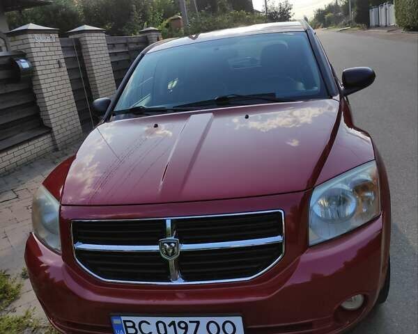 Красный Додж Калибер, объемом двигателя 2 л и пробегом 212 тыс. км за 9200 $, фото 2 на Automoto.ua