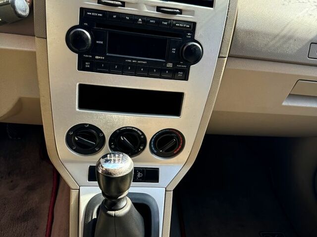 Додж Калибер 2007 в Харькове на Automoto.ua Додж Калибер, объемом двигателя 2 л и пробегом 0 тыс. км за 3250 $, фото 5 на Automoto.ua