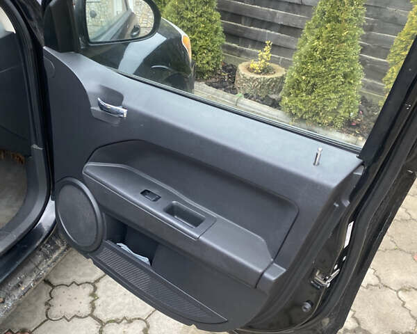 Додж Калибер, объемом двигателя 2.4 л и пробегом 300 тыс. км за 2700 $, фото 5 на Automoto.ua