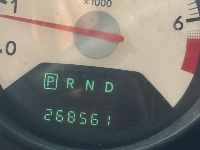 Серый Додж Калибер, объемом двигателя 2 л и пробегом 268 тыс. км за 6950 $, фото 5 на Automoto.ua