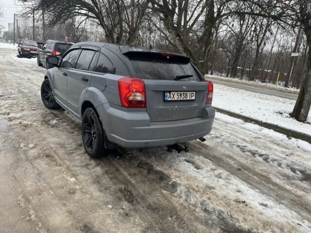 Серый Додж Калибер, объемом двигателя 2 л и пробегом 268 тыс. км за 6950 $, фото 3 на Automoto.ua