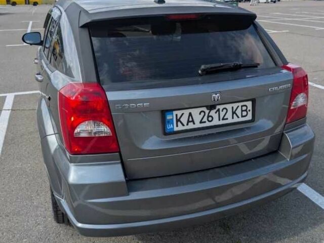 Серый Додж Калибер, объемом двигателя 2 л и пробегом 177 тыс. км за 7700 $, фото 4 на Automoto.ua
