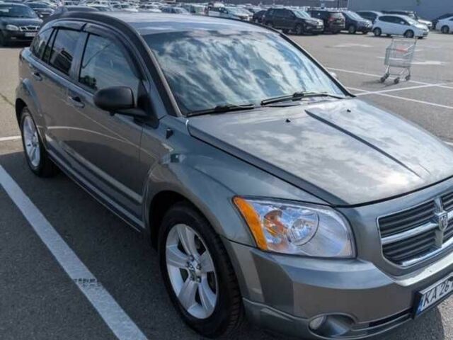 Серый Додж Калибер, объемом двигателя 2 л и пробегом 177 тыс. км за 7700 $, фото 3 на Automoto.ua