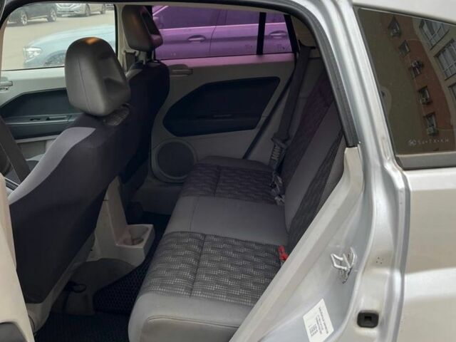 Сірий Додж Caliber, об'ємом двигуна 1.8 л та пробігом 311 тис. км за 4500 $, фото 9 на Automoto.ua