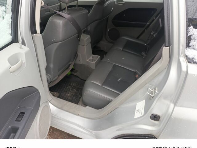 Серый Додж Калибер, объемом двигателя 2 л и пробегом 162 тыс. км за 5950 $, фото 4 на Automoto.ua