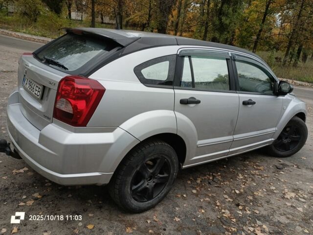 Серый Додж Калибер, объемом двигателя 2 л и пробегом 402 тыс. км за 6000 $, фото 3 на Automoto.ua