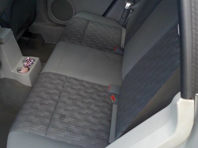 Сірий Додж Caliber, об'ємом двигуна 2 л та пробігом 242 тис. км за 5500 $, фото 5 на Automoto.ua