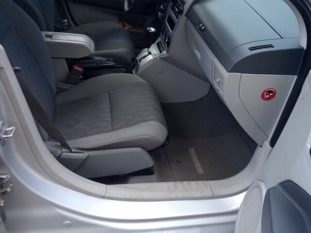 Сірий Додж Caliber, об'ємом двигуна 2 л та пробігом 242 тис. км за 5500 $, фото 4 на Automoto.ua