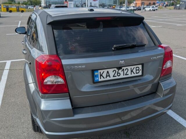 Сірий Додж Caliber, об'ємом двигуна 2 л та пробігом 177 тис. км за 7500 $, фото 4 на Automoto.ua