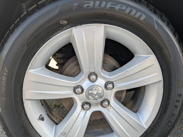 Сірий Додж Caliber, об'ємом двигуна 2 л та пробігом 177 тис. км за 7500 $, фото 2 на Automoto.ua