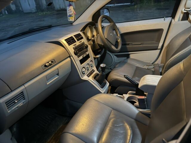 Сірий Додж Caliber, об'ємом двигуна 2 л та пробігом 210 тис. км за 2700 $, фото 6 на Automoto.ua