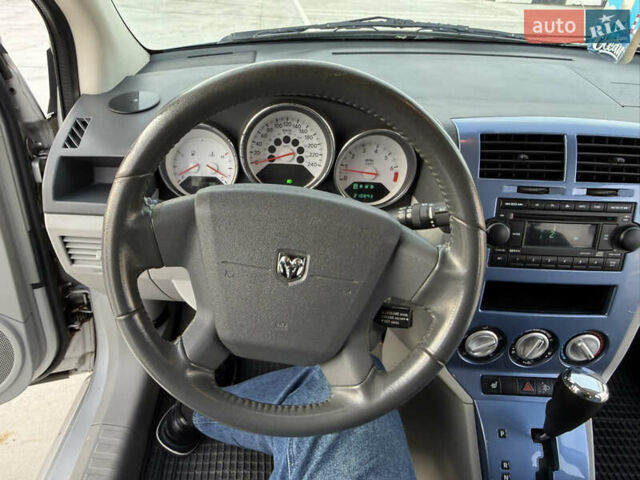 Серый Додж Калибер, объемом двигателя 2 л и пробегом 210 тыс. км за 4400 $, фото 22 на Automoto.ua