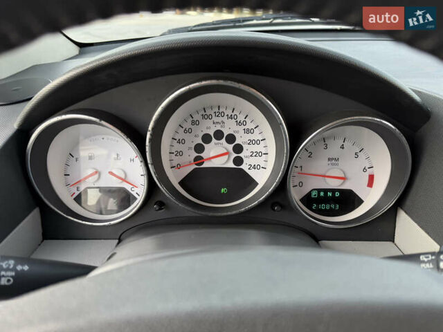 Серый Додж Калибер, объемом двигателя 2 л и пробегом 210 тыс. км за 4400 $, фото 20 на Automoto.ua