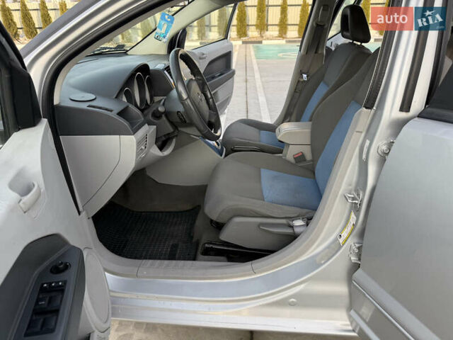 Серый Додж Калибер, объемом двигателя 2 л и пробегом 210 тыс. км за 4400 $, фото 18 на Automoto.ua