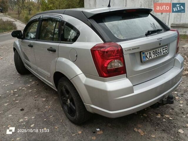 Серый Додж Калибер, объемом двигателя 2 л и пробегом 402 тыс. км за 6300 $, фото 5 на Automoto.ua