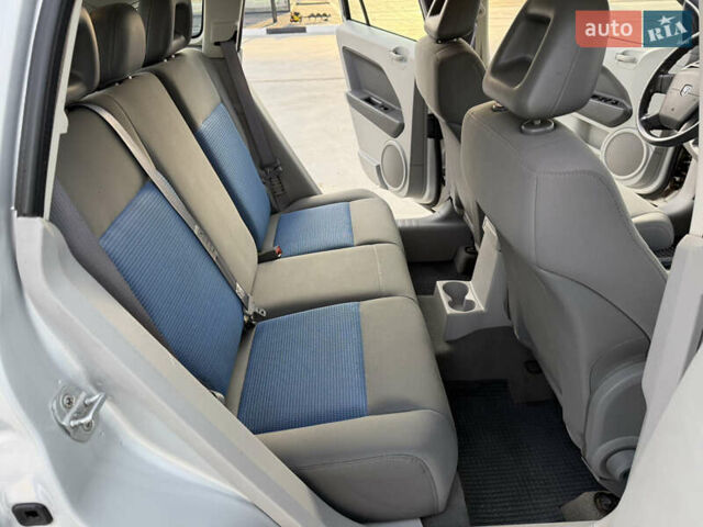 Серый Додж Калибер, объемом двигателя 2 л и пробегом 210 тыс. км за 4400 $, фото 32 на Automoto.ua