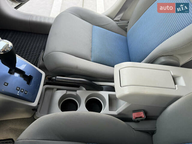 Серый Додж Калибер, объемом двигателя 2 л и пробегом 210 тыс. км за 4400 $, фото 26 на Automoto.ua