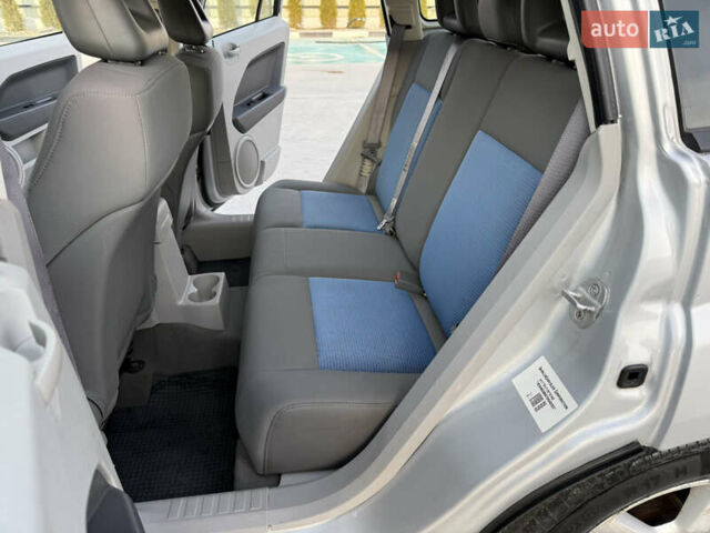 Серый Додж Калибер, объемом двигателя 2 л и пробегом 210 тыс. км за 4400 $, фото 29 на Automoto.ua