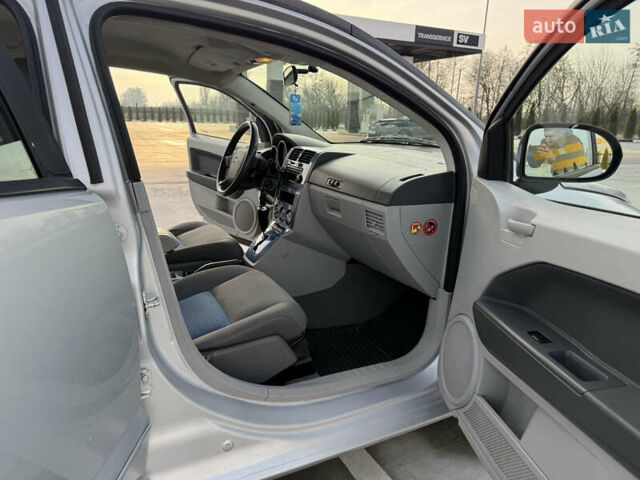 Серый Додж Калибер, объемом двигателя 2 л и пробегом 210 тыс. км за 4400 $, фото 12 на Automoto.ua