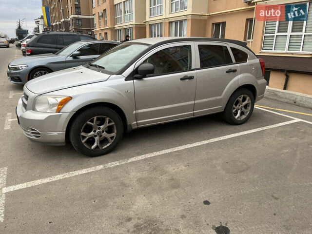 Серый Додж Калибер, объемом двигателя 1.8 л и пробегом 331 тыс. км за 4200 $, фото 6 на Automoto.ua