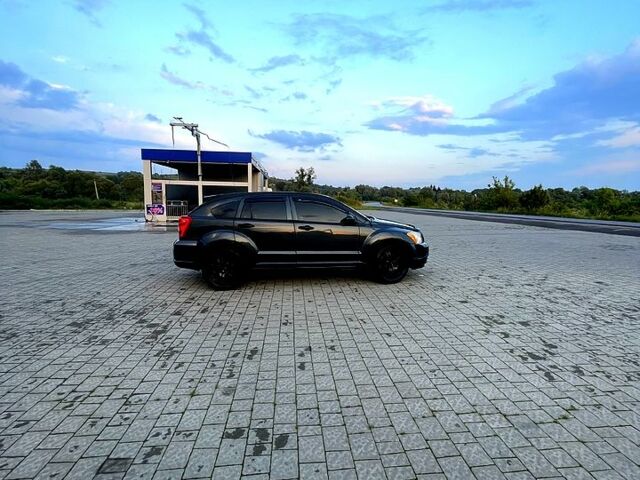 Серый Додж Калибер, объемом двигателя 2 л и пробегом 400 тыс. км за 6200 $, фото 2 на Automoto.ua