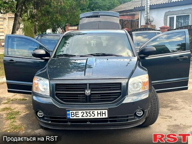 Сірий Додж Caliber, об'ємом двигуна 2 л та пробігом 272 тис. км за 6900 $, фото 3 на Automoto.ua