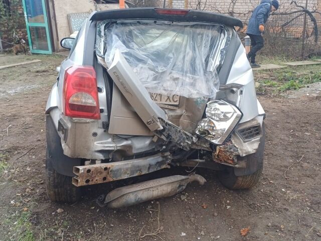 Додж Калибер 2007 в Кривом Роге на Automoto.ua Серый Додж Калибер, объемом двигателя 0 л и пробегом 300 тыс. км за 1000 $, фото 2 на Automoto.ua