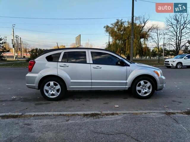 Серый Додж Калибер, объемом двигателя 2 л и пробегом 84 тыс. км за 9300 $, фото 3 на Automoto.ua